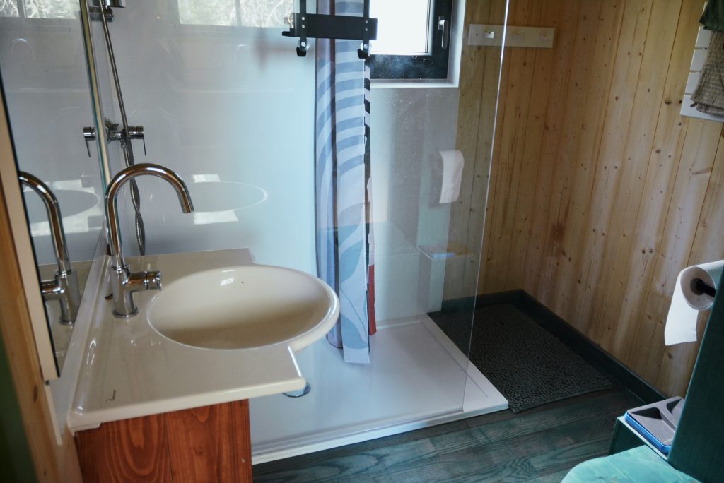 Salle de bain - Les Gîtes de Montbel